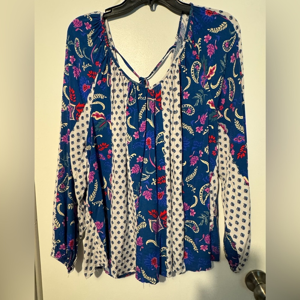 Women’s Andree By Unit Boutique Top- Long Sleeve- EUC